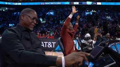 [Highlight] Mac McClung flies for his first dunk of the NBA 2023 AT&T Dunk Contest