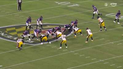 [Highlight] Derrick Henry dishes out brutal stiff arm to Minkah Fitzpatrick 