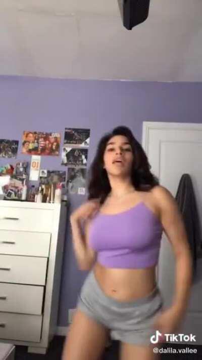 Can You Guess Her Favorite Color 😈😈😈