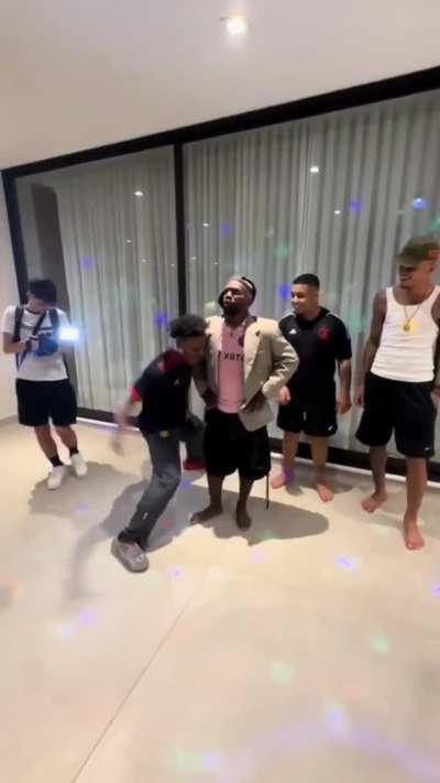 Yo cada que suena este temazo