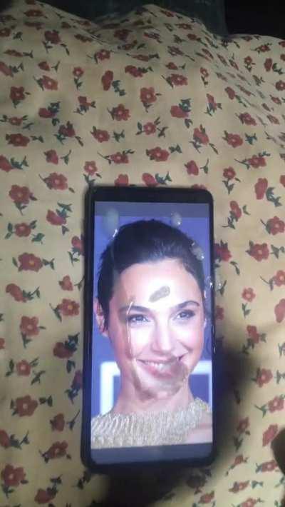 Gal Gadot Cum Tribute