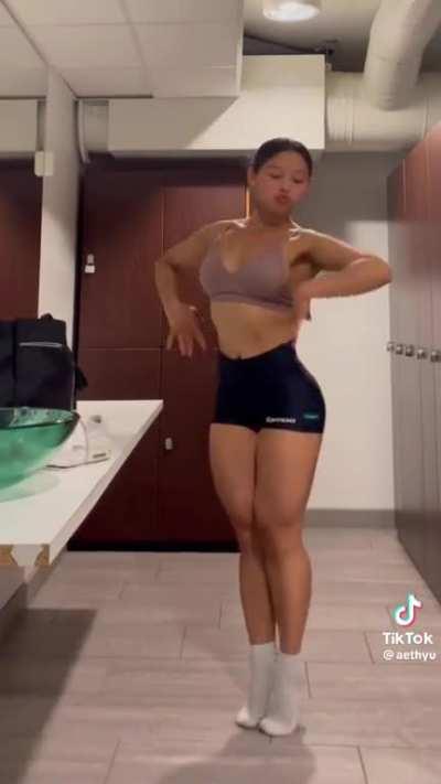 Bitch look like the Learmann triplet