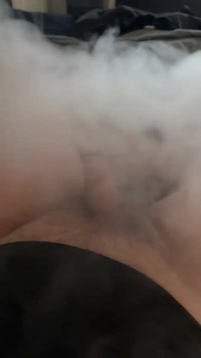 Who wants to get high on zoom?