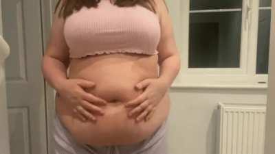 Am I being a good little fattie? 🥺🥺