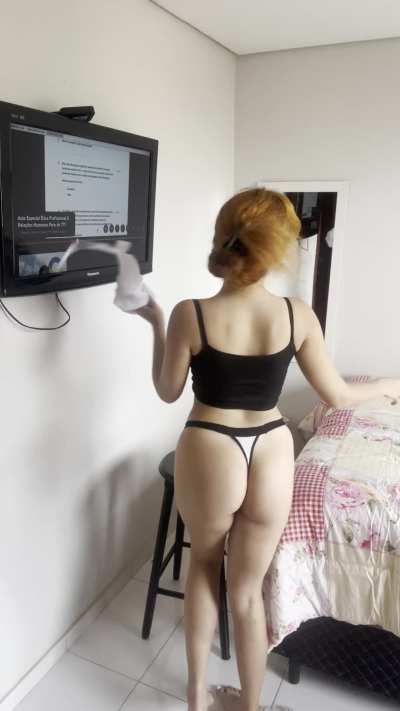 Tried to be a cute homewife, how did it go? >.< [F19]