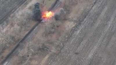 A motorbike carrying Russian military personnel explodes on a magnetic mine near Pokrovsk, Donetsk region [24.12.24]