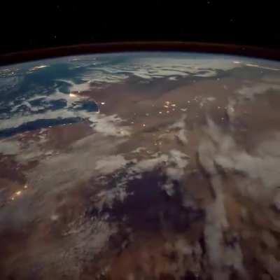 🔥 Earth at night viewed from space.. Atlantic Ocean, Europe, Sahara desert in a few seconds..