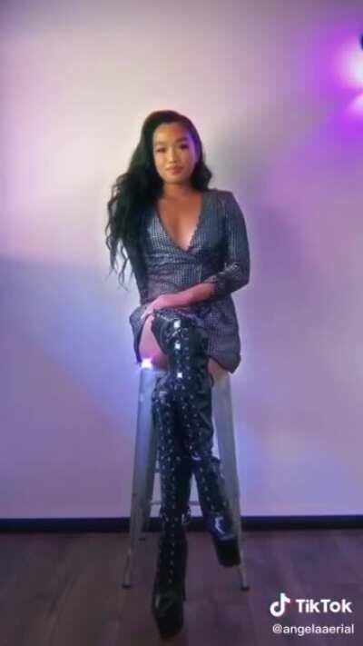 Does this count as a panty flash