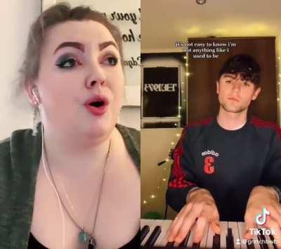 Everyone sings the climax, but the beginning is so beautiful!