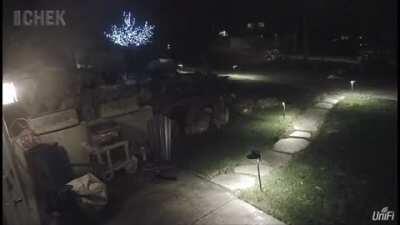 Someone's trying to fly to the moon!