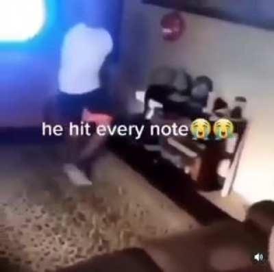 He hit every note 😭😭
