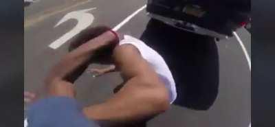 niggas rly got a go pro for a fight i’m ctfu 😭😭😭