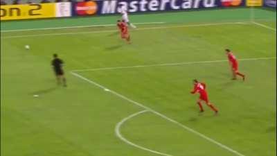 Steven Gerrard's heroic performance at RB in Istanbul during extra time.