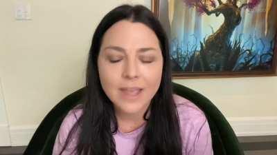 OMG! Amy Lee wise choice. Let's teach her to SLAP the 🅱️ASS