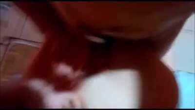 Luana Paluski entrando na vara