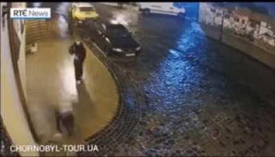 Muleque caiu 18 vezes toma no cu kkkkkkkkkkkkkk