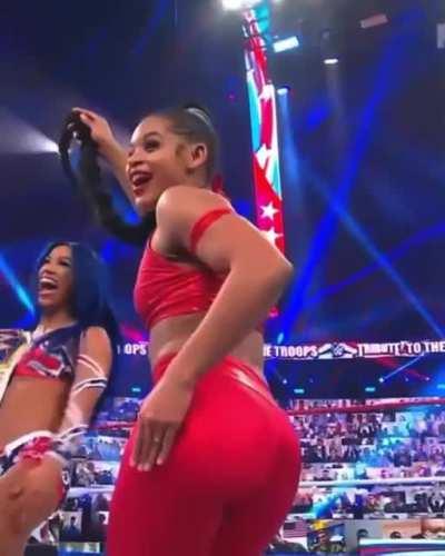 Bianca Belair Taunting 👋 🍑