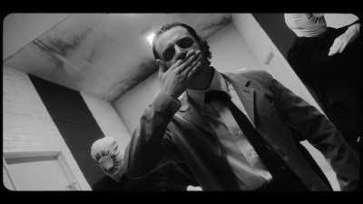 I can't be the only one that heard this on the first listen?