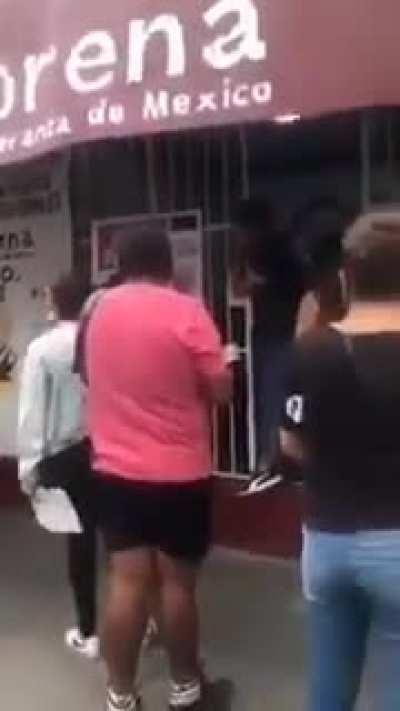 A chingar bien a su madre