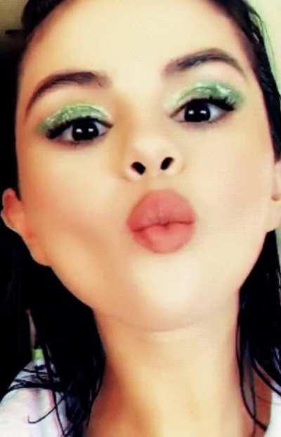 Realized I came too much in her mouth..