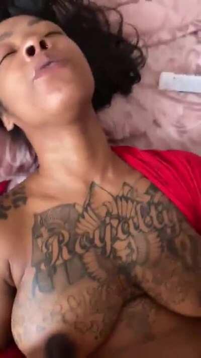 She off dat perc 😂