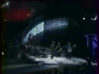 Илон Маск - Земля в иллюминаторе