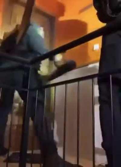 Esta deve ser a melhor porta do mundo.