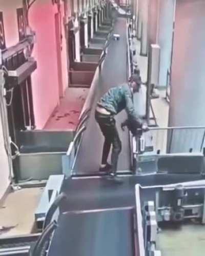 to walk on the baggage conveyor belts