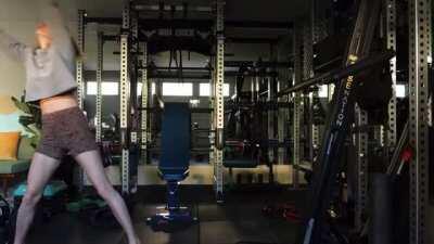 Captain Cocktease Brie Larson is back at it again for the new year. This time, she's asking to get fucked in her new home gym.