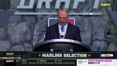 [Highlight] [Highlight] Rob Manfred absolutely butchers the pronunciation of 