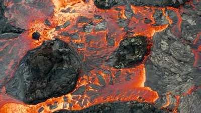 🔥 Soothing lava river