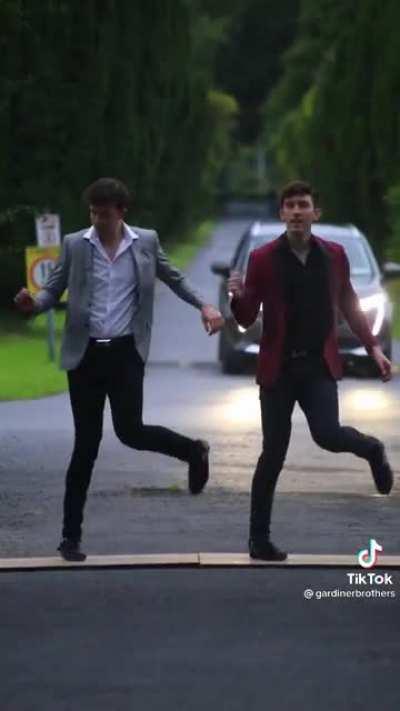 Amazing tap dancing skills. This is satisfying!