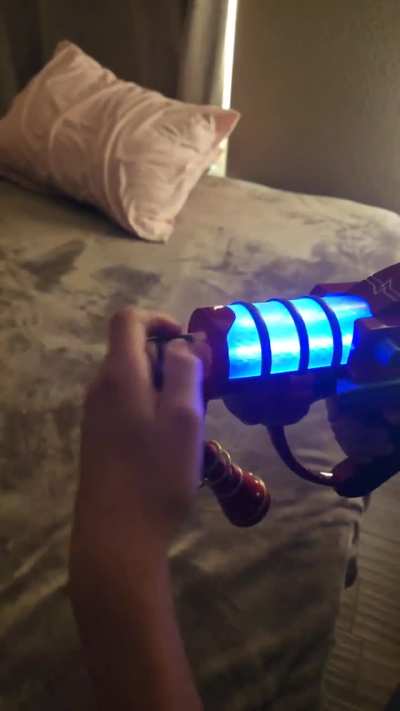 Made this 3d printed ray gun