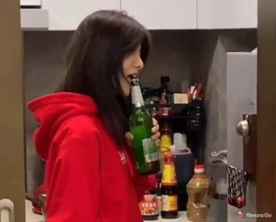 HMC while I handle this bottle of beer