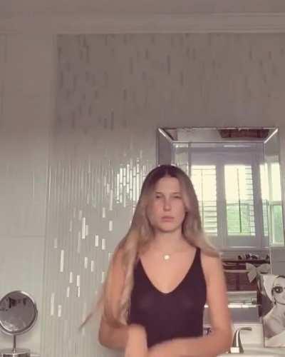 Showing off her new haircut