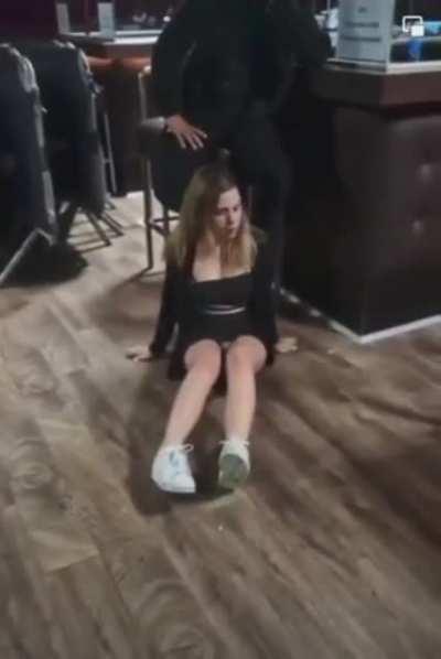 Rare vid of man giving a woman her rights