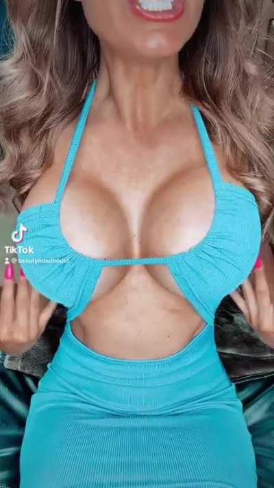 @beautyandthedadbodof