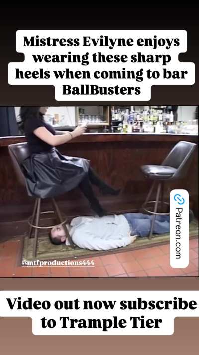 Evilyne at bar BallBusters