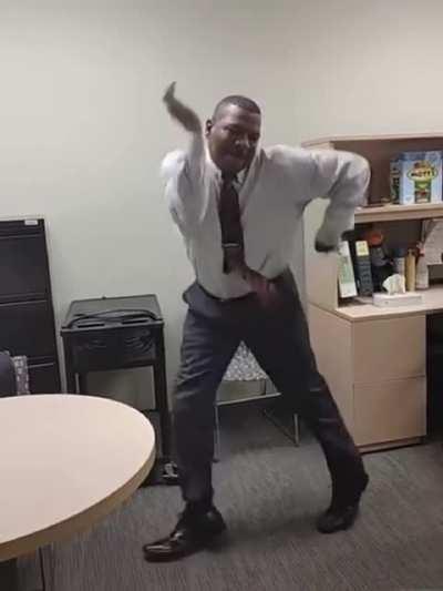 I dubbed the post from r/MadeMeSmile I'm sorry