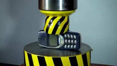 HYDRAULIC PRESS VS NOKIA