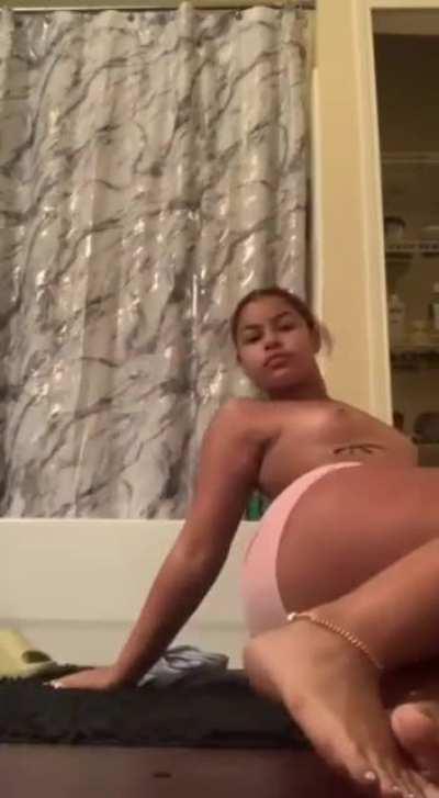 Leah lil thick ass 🍑🤩