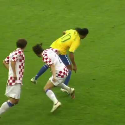 When Ronaldinho gilded across a football pitch it was like watching art 💯