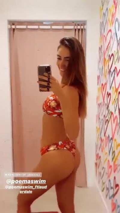 Looking beautiful in Poema swimwear