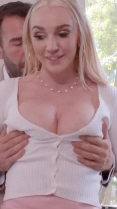 Kendra Sunderland story time 