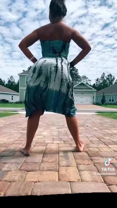 This outfit is so 🔥