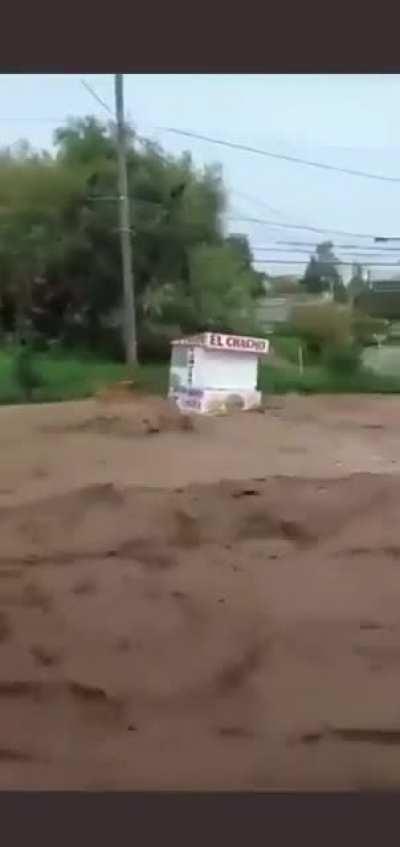 Tacos el Chacho informa, nos cambiamos