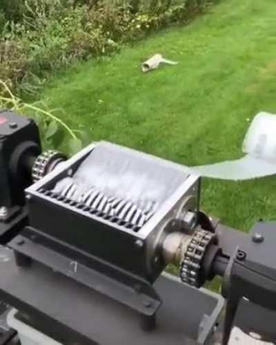 [Sound on] Heard you guys like popping bubble wraps, hope you'd love this one then ;)