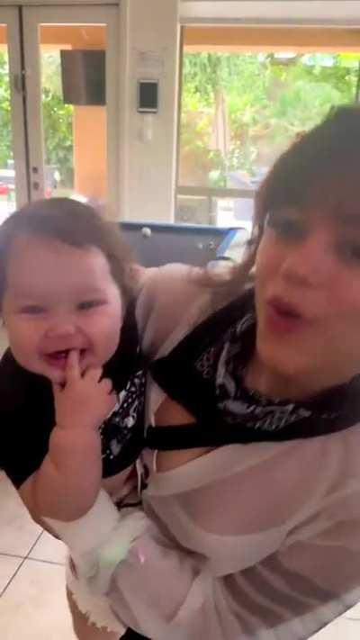 Holy crap this is the cutest thing I’ve seen in my life I’m going to cry 😭🤧