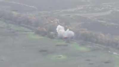 Ukrainian forces hit a Russian T-80BVM with an ATGM in Donetsk Oblast (Music from source)