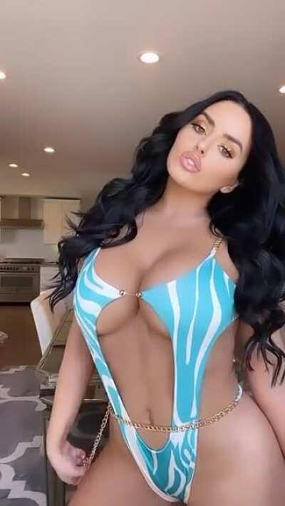 abigail ratchford